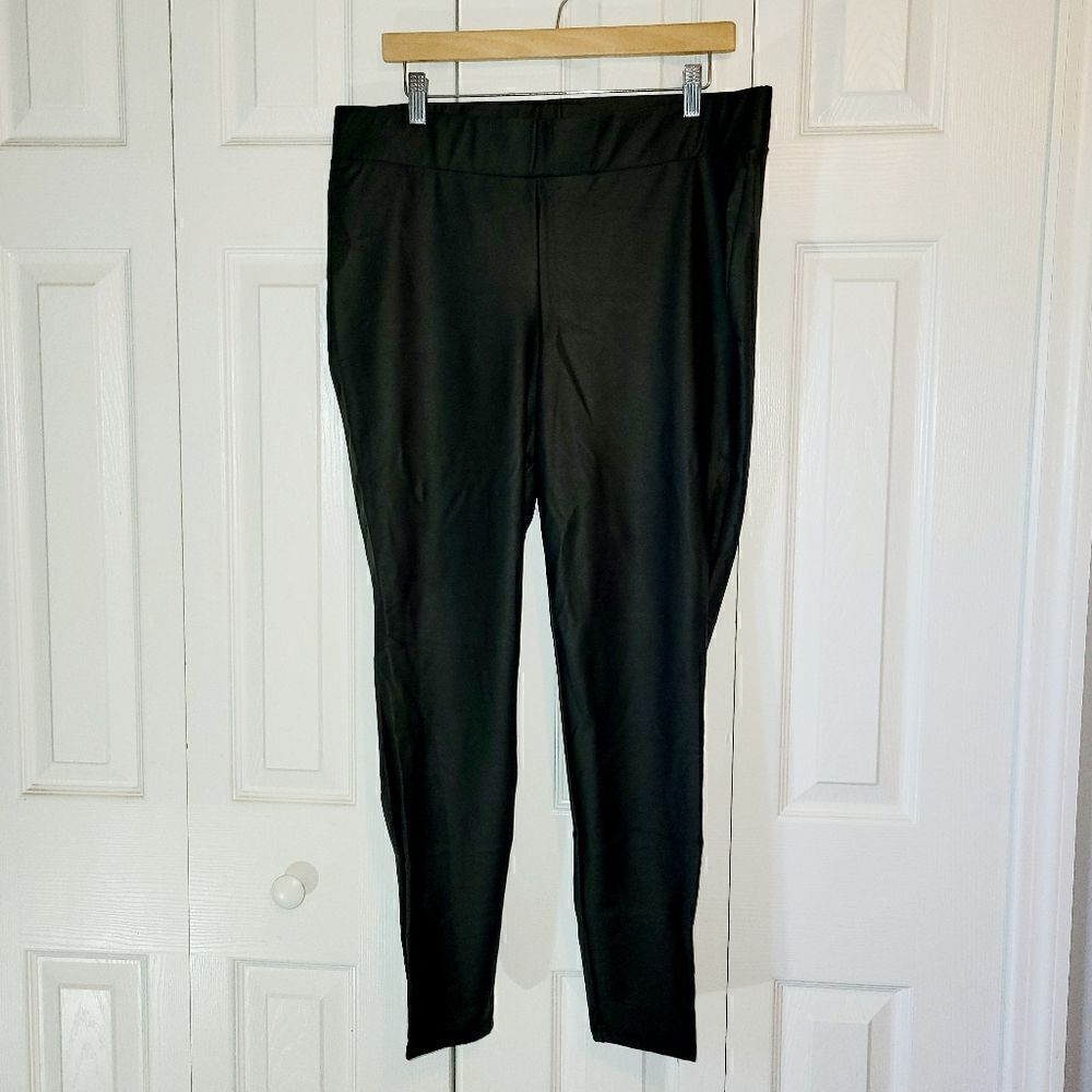 Torrid black pleather skinny pants size 2